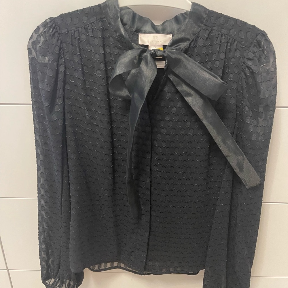 Rachel Parcell black blouse